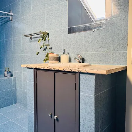 Cascais House - 3 Minutes From The Appartamento Estoril