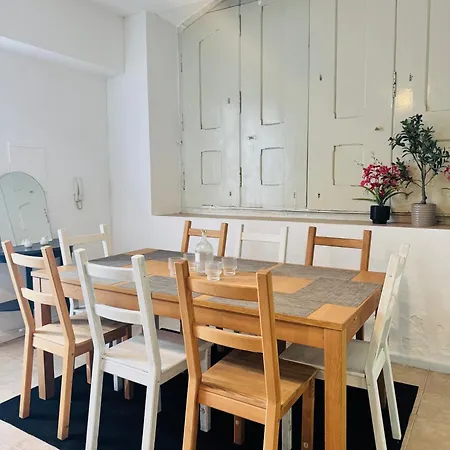 Cascais House - 3 Minutes From The Apartmán Estoril